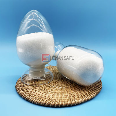 90% Hàm lượng rắn Polyacrylamide Bột chất kết tụ Hóa chất phụ trợ